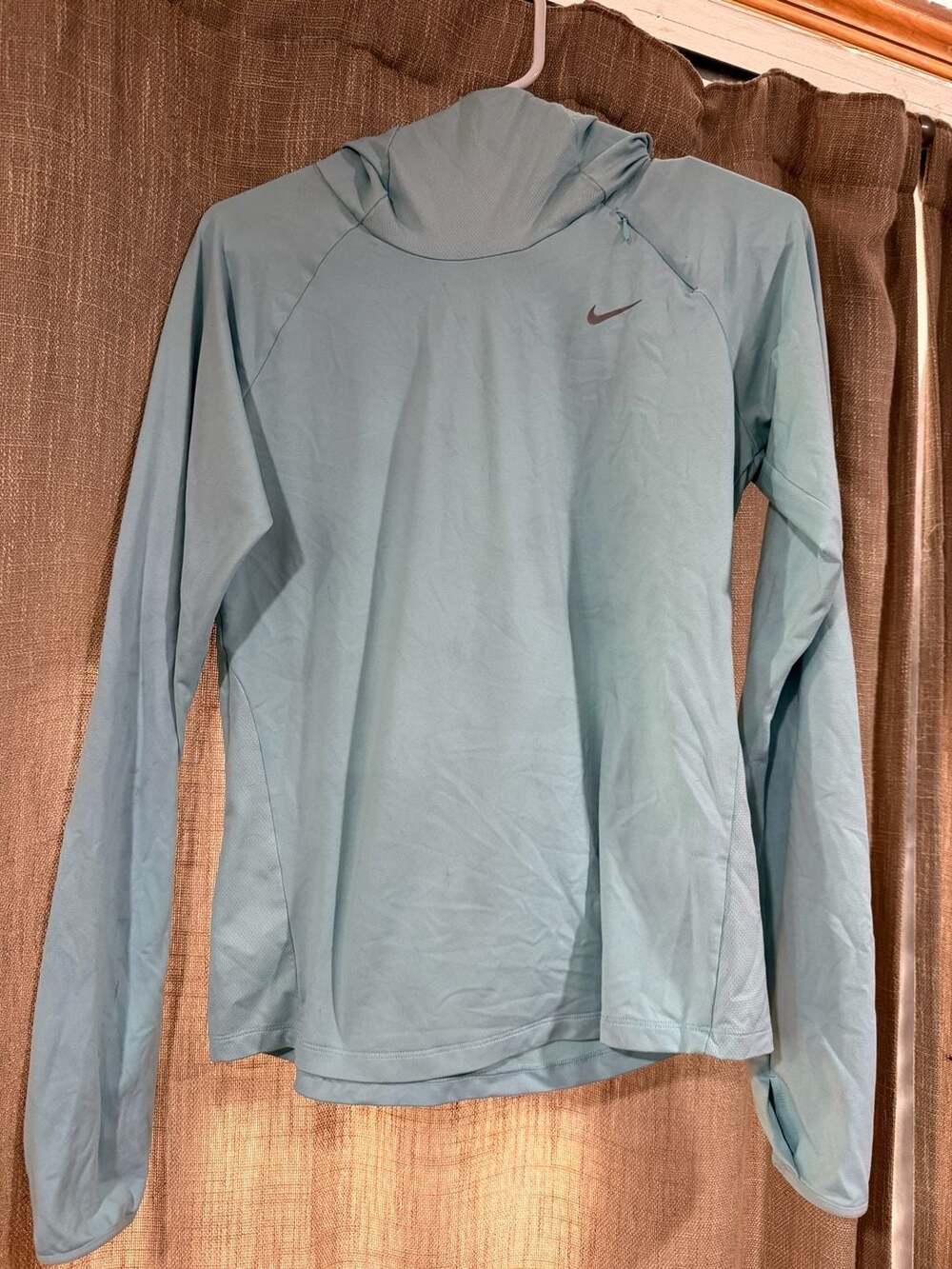 Nike Dri-FIT Hoodie Size S Light Blue Athletic Long Sleeve Shirt
